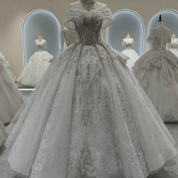 ✨ NEW Luxury Off-Shoulder Beaded Ball Gown Wedding Dress | Cathedral Train - Picture 7 of 7